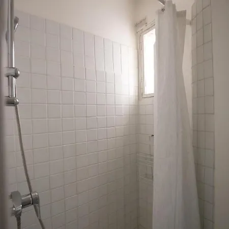 Apartment Magnificent Close To Montmartre